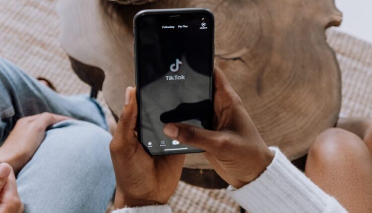 TikTok Addiction: The Impact on Mental Health and Productivity